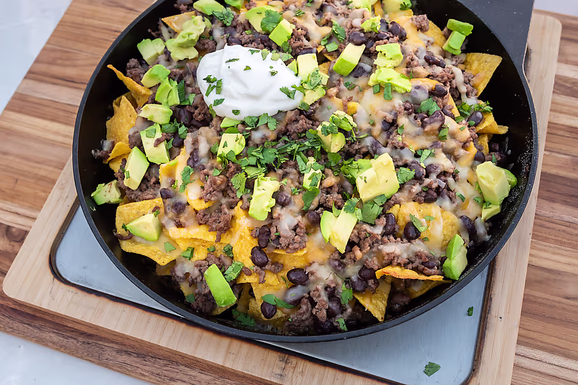 Loaded-Cast-Iron-Nachos_4
